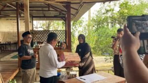 Pemberian Bantuan Sembak, Alat tulis dan Tas Sekolah dari UPZ Provinsi Jawa Tengah